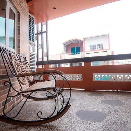 Ripoll'Es Homestay Chishang Extérieur photo